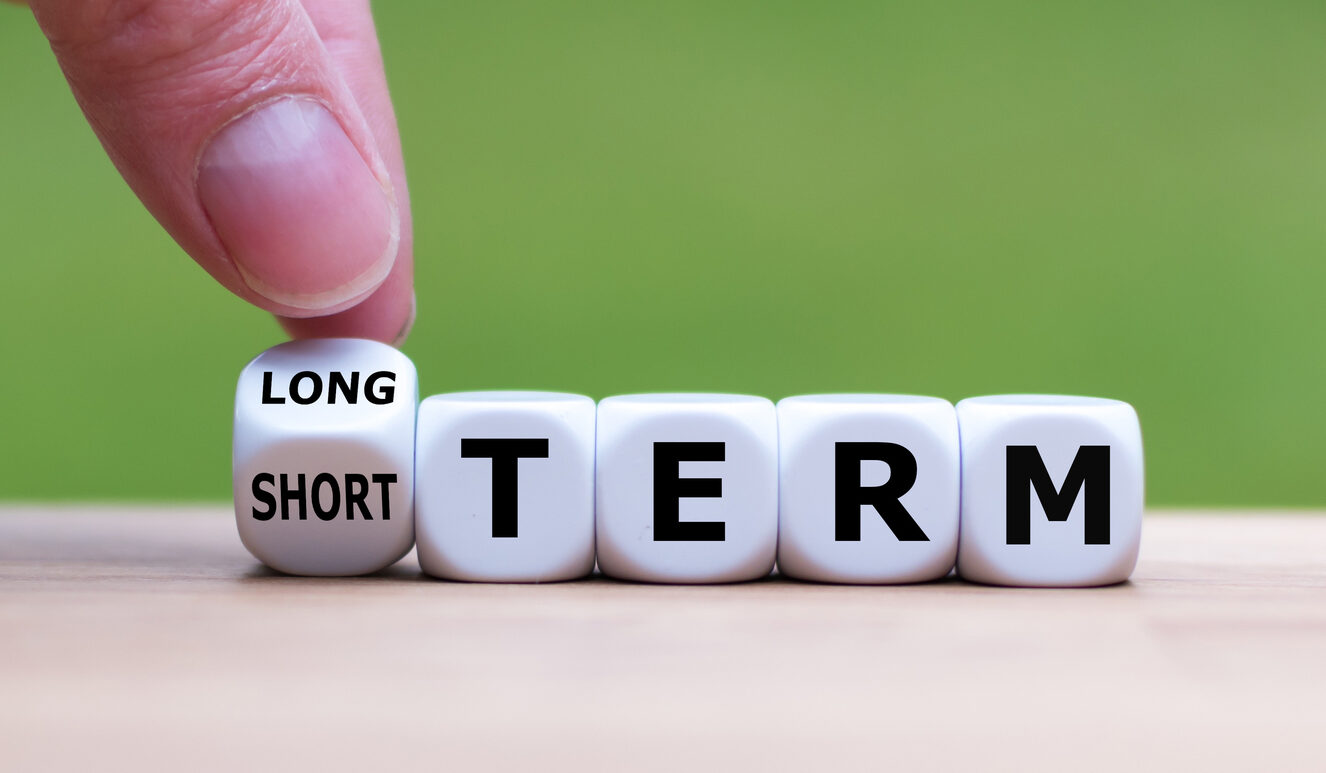 Long-term vs. Short-term Investment Approaches